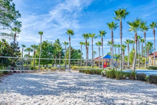 Heroes & Wizards Villa, Resort Volleyball court