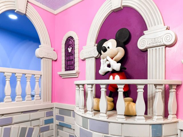 Legends & Kingdoms Villa, themed vacation villa near Disney