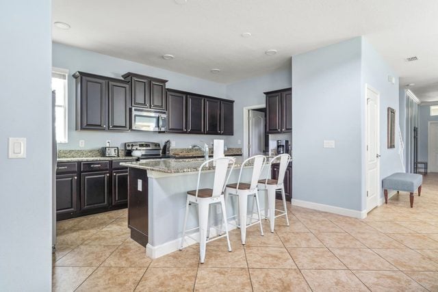 Pixel & Pixie Retreat, Fully updated kitchen with all kitchen supplies and appliances.
