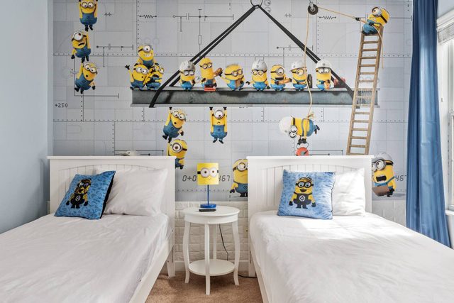 Pixel & Pixie Retreat, Upstairs minions room with two twin beds and smart tv