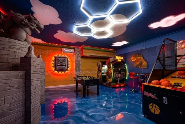 Adventure Kingdom Estate, Game Room