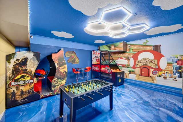 Adventure Kingdom Estate, Game Room Second Wide