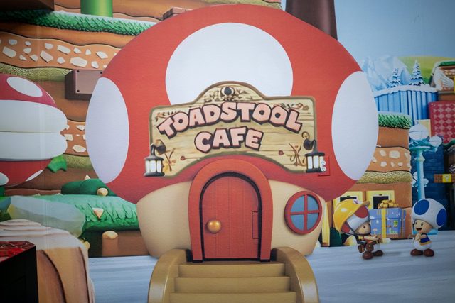 Adventure Kingdom Estate, Game Room Toadstool Wall