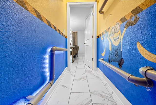 Adventure Kingdom Estate, Secret Nook Hidden Entry