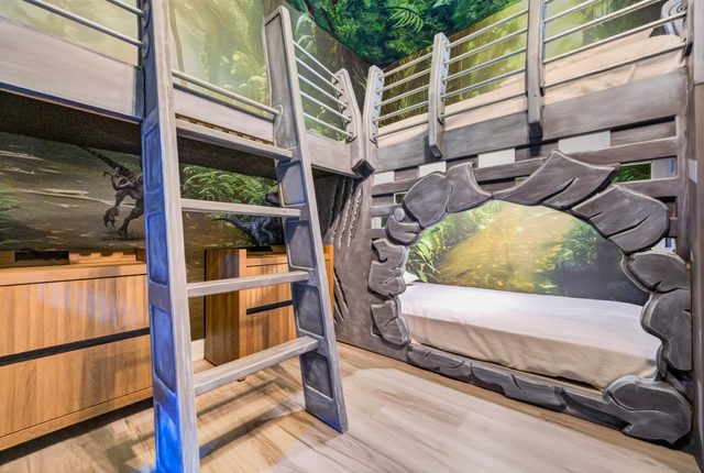 Adventure Kingdom Estate, Jurassic Bunk Design