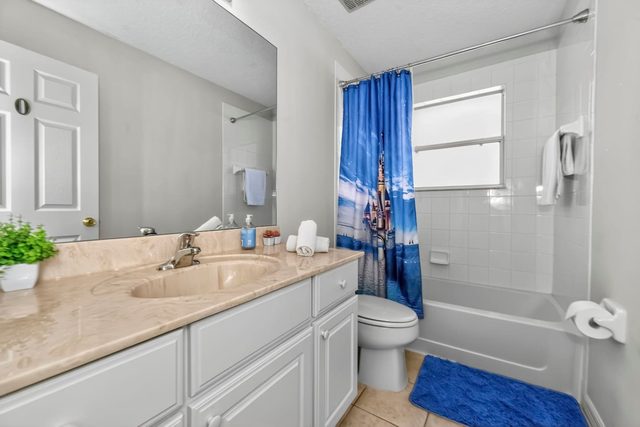 Wonderlands & Wizards Villa, themed vacation villa near Disney