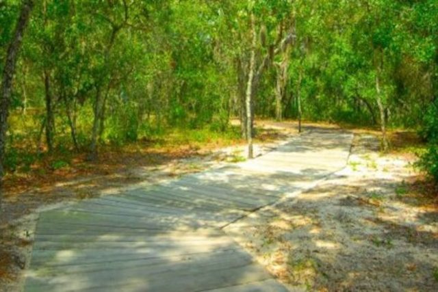 Wonderlands & Wizards Villa, Nature hiking trails!