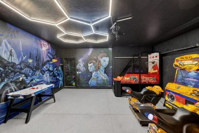The Magic Kingdom, Game Room Wide