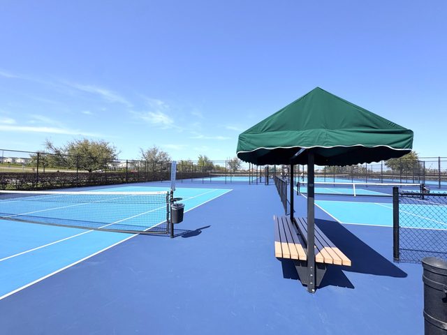The Magic Kingdom, RESORT Tennis Courts