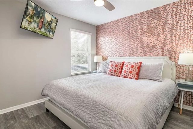 The Minion Mansion, themed vacation villa near Disney
