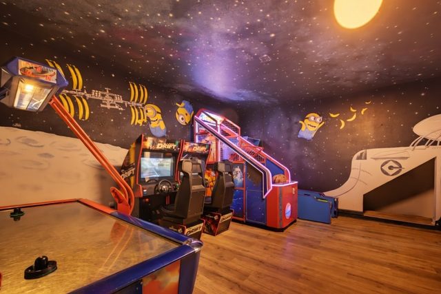 The Playtime Universe, La Isla Arcade Wide