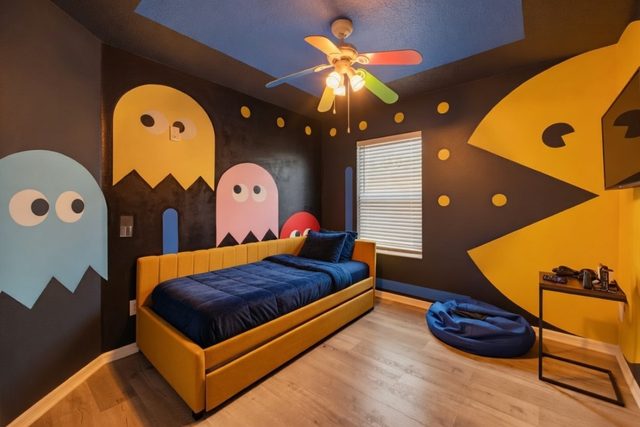 The Playtime Universe, La Isla Arcade Themed Bedroom