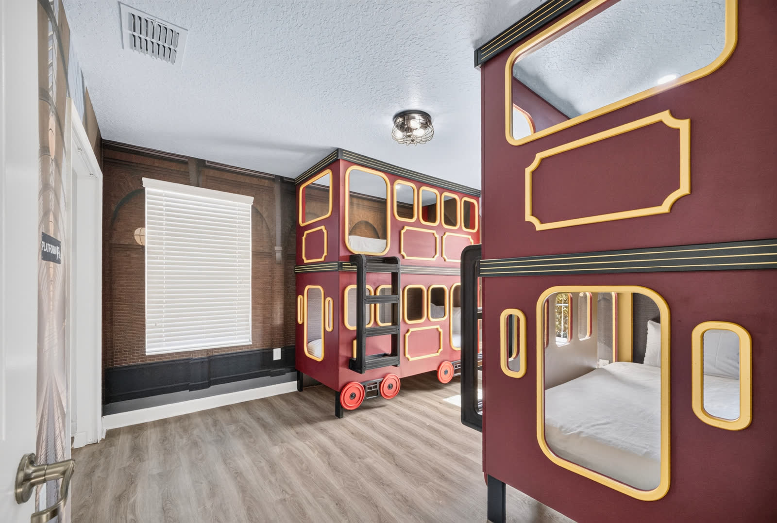 The Epic Escape Mansion, photo 7